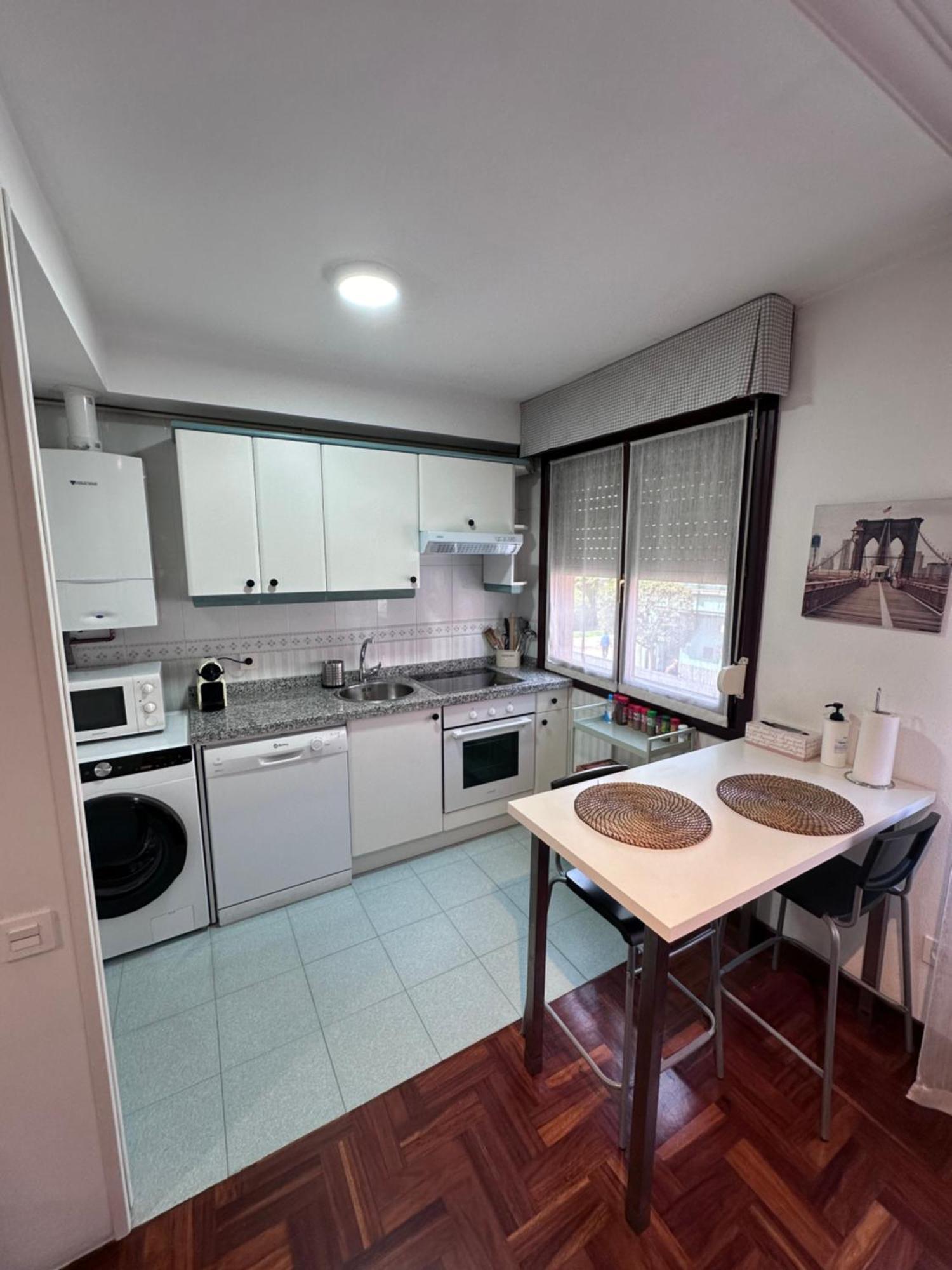 Apartamento Centro Y Playa De Gijonアパートメント エクステリア 写真